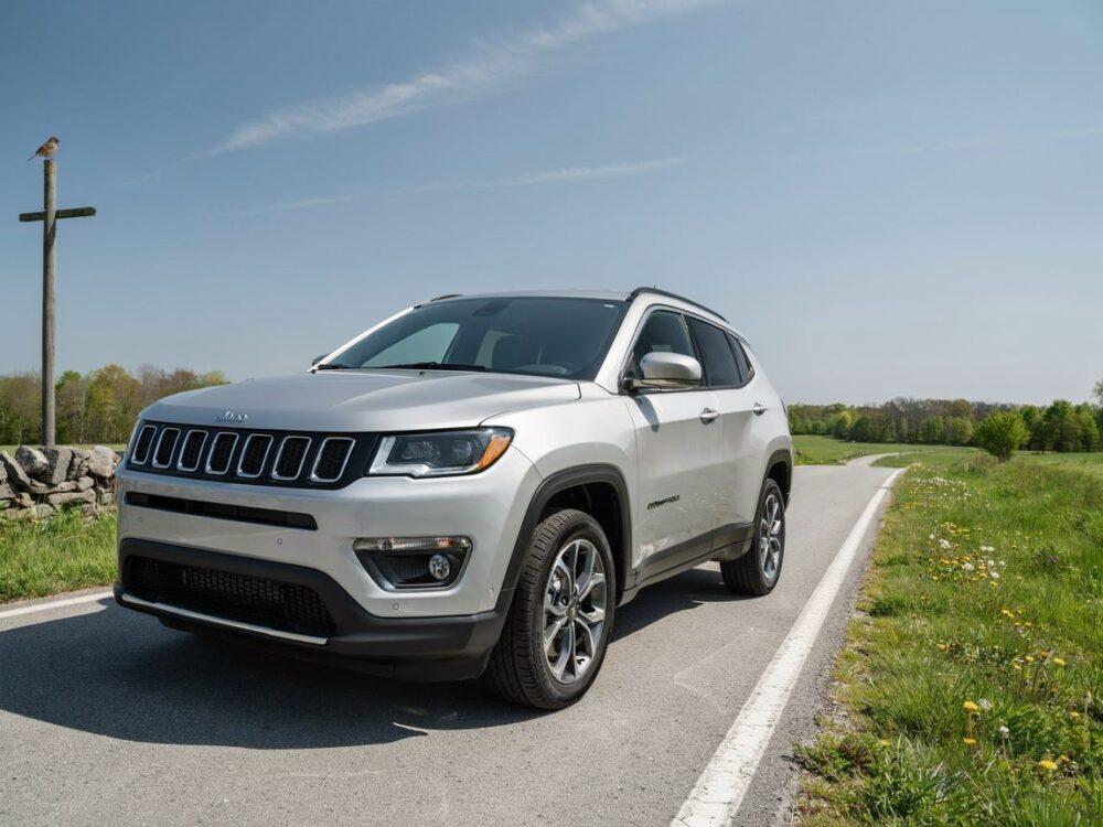 Jakie jest spalanie Jeep Compass? Praktyczny przewodnik po zużyciu paliwa w różnych wersjach