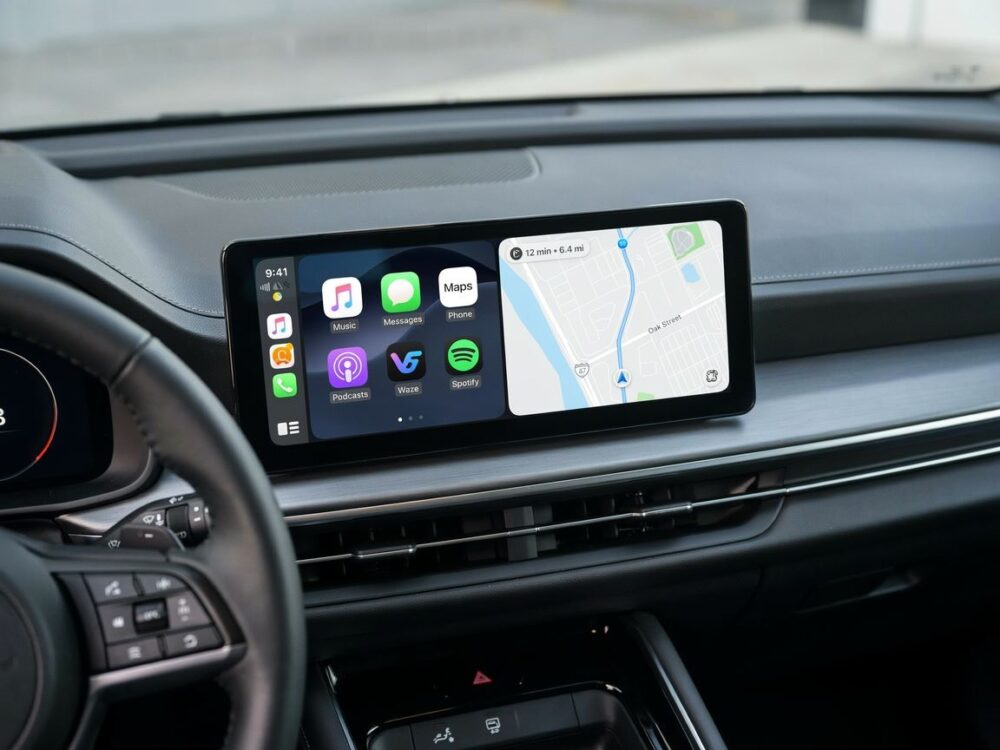 Sterowanie głosowe Apple CarPlay