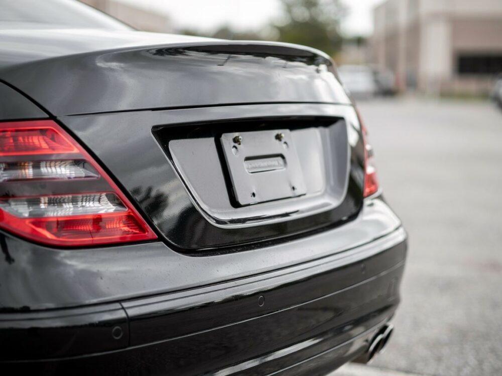 część samochodowa mercedes w211 tylna