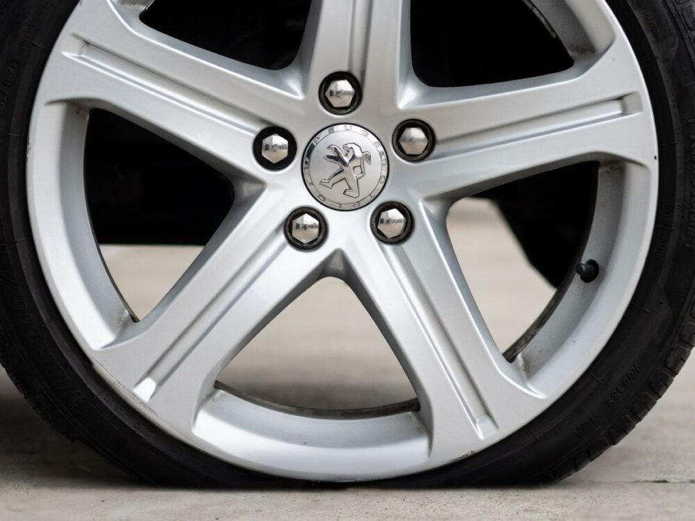 Peugeot 307 sw rozstaw śrub i parametry felg praktyczny poradnik