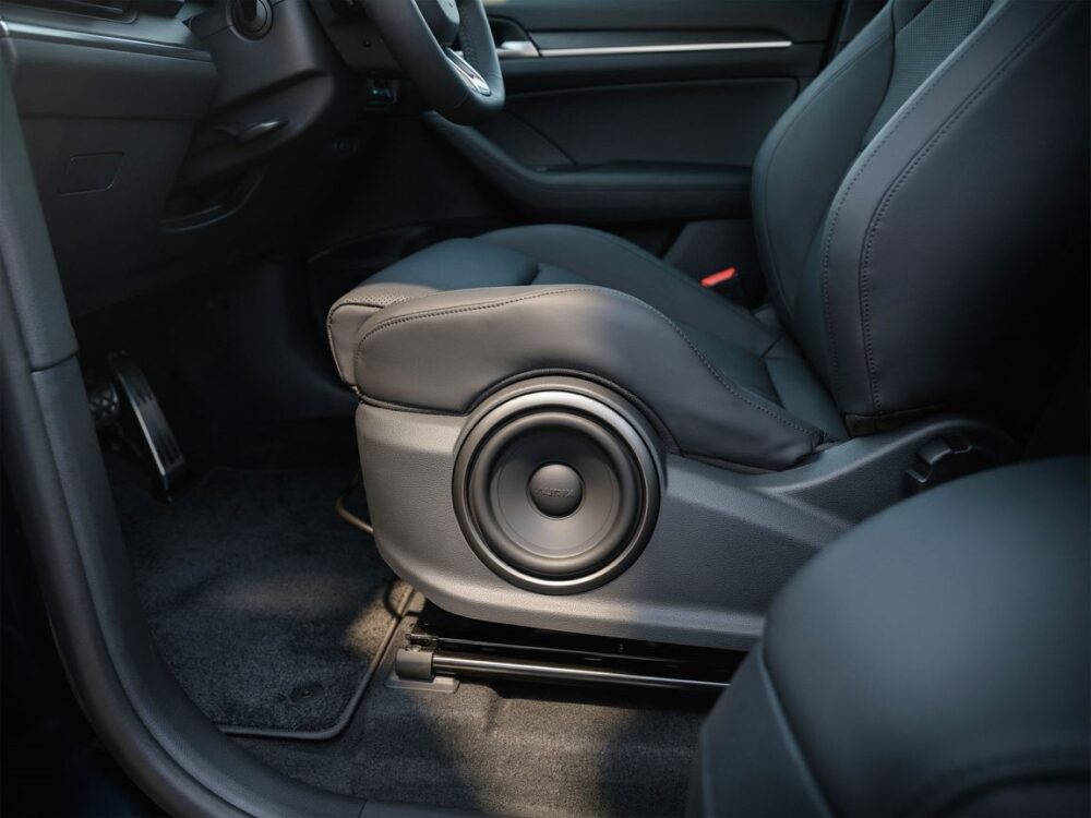 mały subwoofer do samochodu