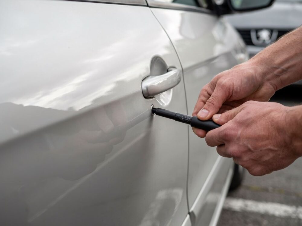 Jak otworzyć peugeota 307 bez kluczyka krok po kroku poradnik awaryjny