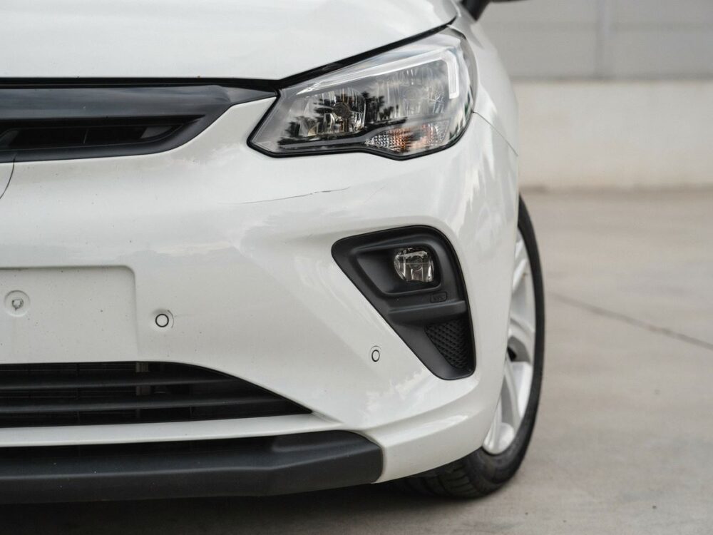 Jak wybrać i wymienić zderzak w Opel Corsa C praktyczny poradnik